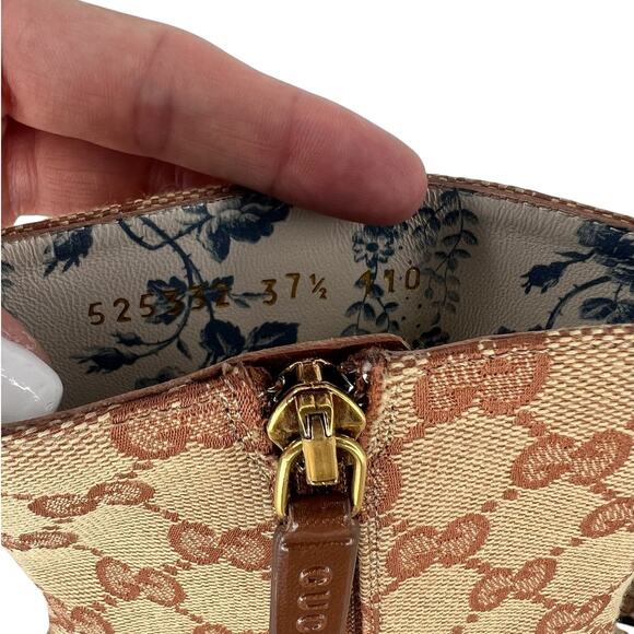 Gucci Victoire GG-Canvas Ankle Boots - Picture 13 of 16